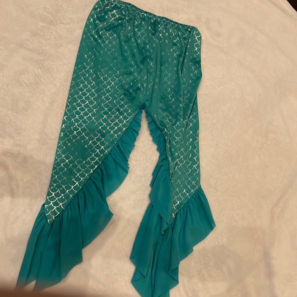 More than magic girls size 7/8 mermaid skirt